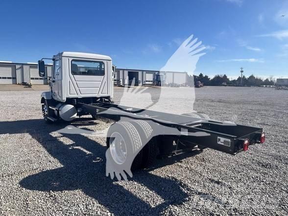 Mack MD6 Autocabinati