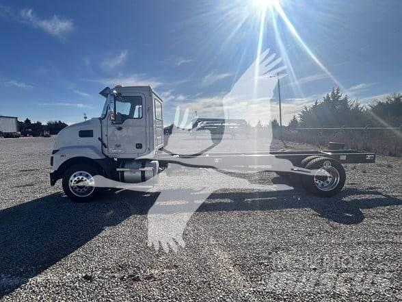 Mack MD6 Autocabinati
