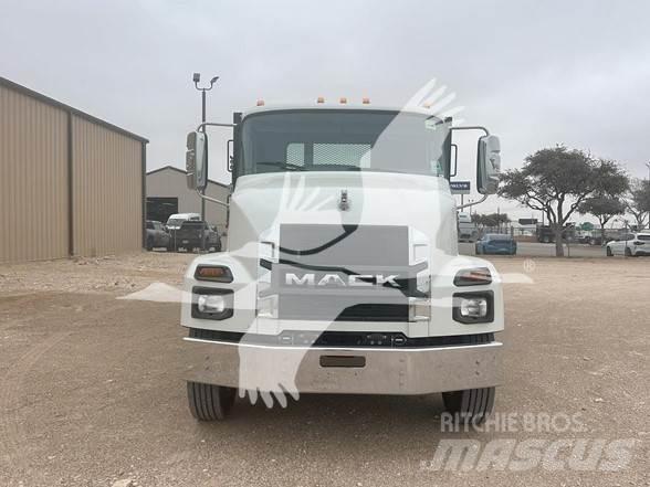 Mack MD6 Costruzioni - Altro