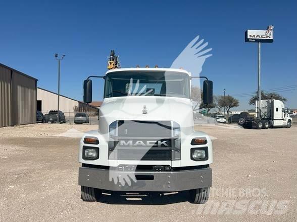 Mack MD6 Costruzioni - Altro