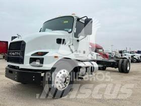 Mack MD6 Autocabinati