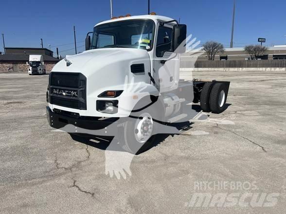 Mack MD6 Autocabinati
