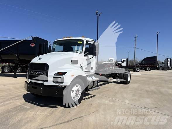Mack MD6 Autocabinati