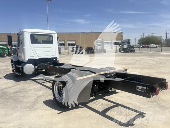 Mack MD6 Autocabinati