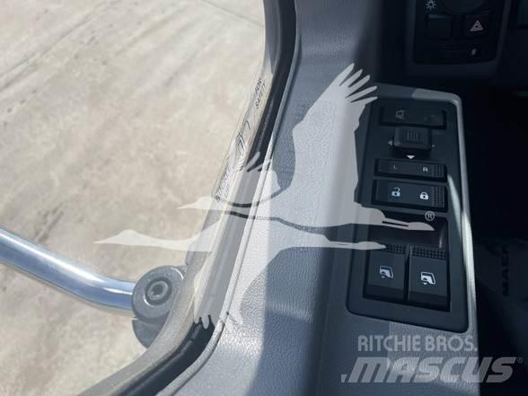 Mack MD6 Motrici e Trattori Stradali