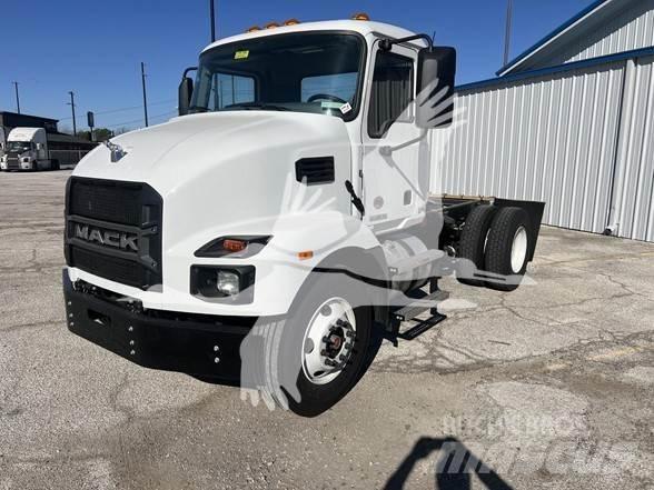 Mack MD6 Autocabinati