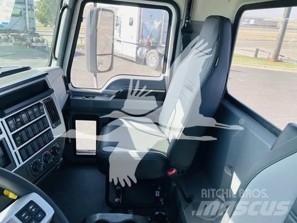 Mack MD6 Autocabinati