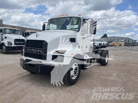 Mack MD6 Autocabinati
