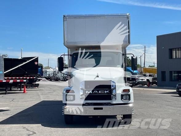 Mack MD6 Camion cassonati