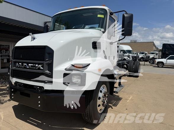 Mack MD6 Autocabinati