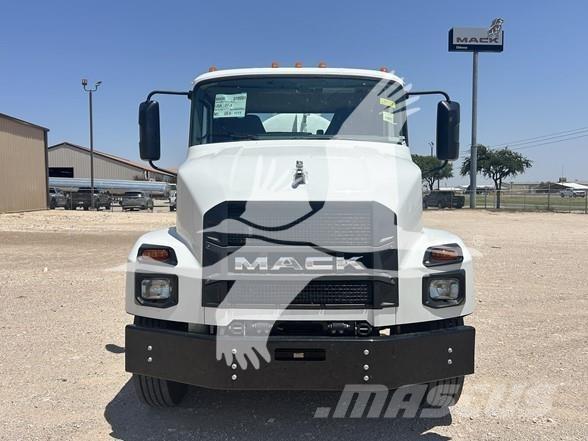 Mack MD6 Costruzioni - Altro