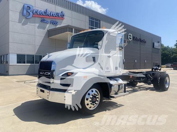 Mack MD6 Autocabinati