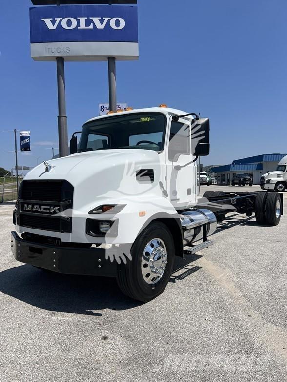 Mack MD6 Autocabinati