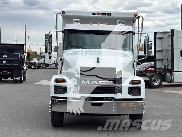 Mack MD6 Camion ribaltabili