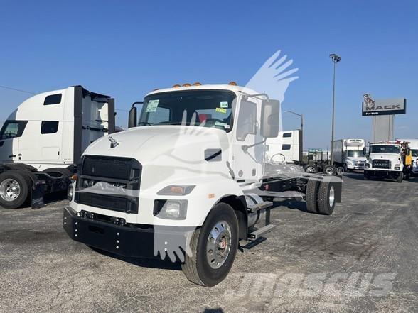 Mack MD6 Autocabinati