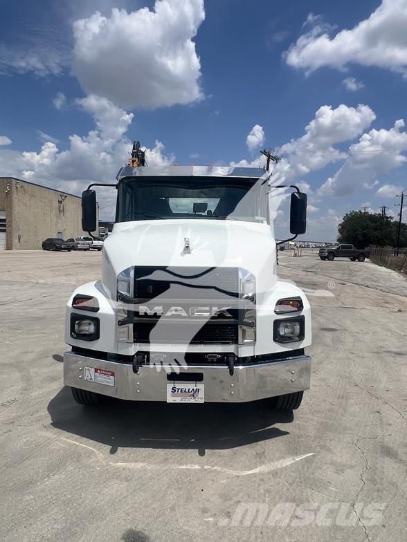 Mack MD6 Costruzioni - Altro