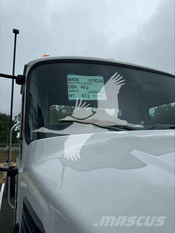 Mack MD6 Autocabinati