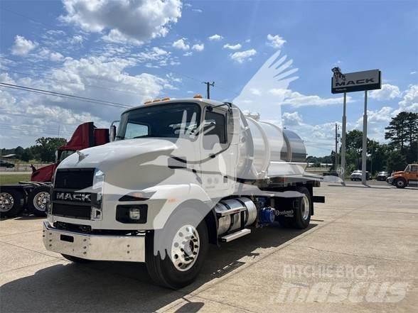 Mack MD7 Costruzioni - Altro
