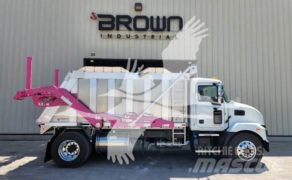 Mack MD7 Costruzioni - Altro
