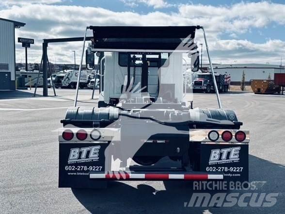 Mack MD7 Costruzioni - Altro
