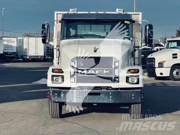 Mack MD7 Costruzioni - Altro