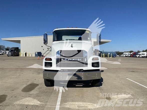 Mack MD7 Autocabinati