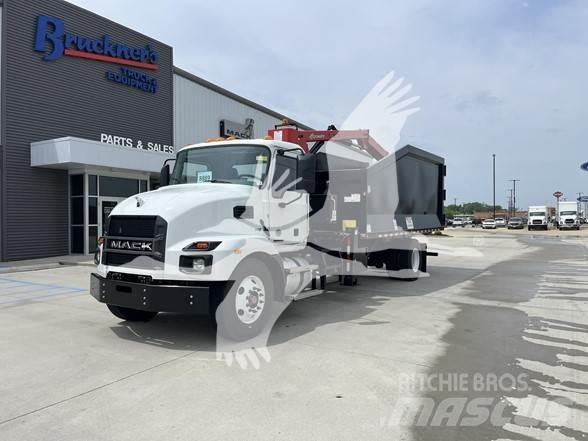 Mack MD7 Costruzioni - Altro
