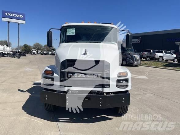 Mack MD7 Camion ribaltabili