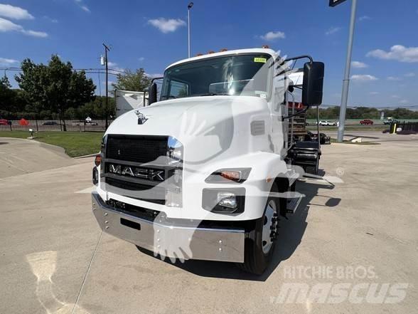 Mack MD7 Costruzioni - Altro