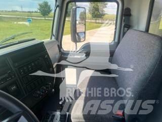 Mack MD7 Camion ribaltabili