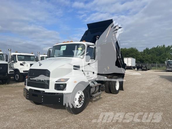 Mack MD7 Camion ribaltabili