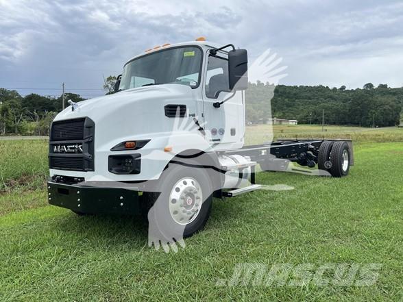 Mack MD7 Autocabinati