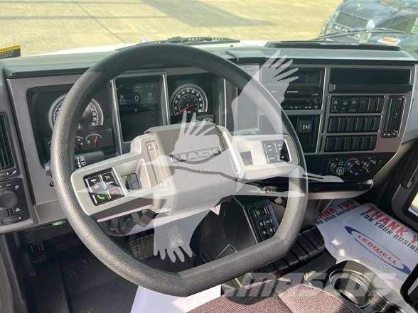 Mack MD7 Camion ribaltabili