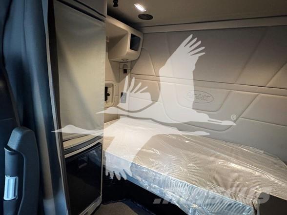 Peterbilt 567 Motrici e Trattori Stradali