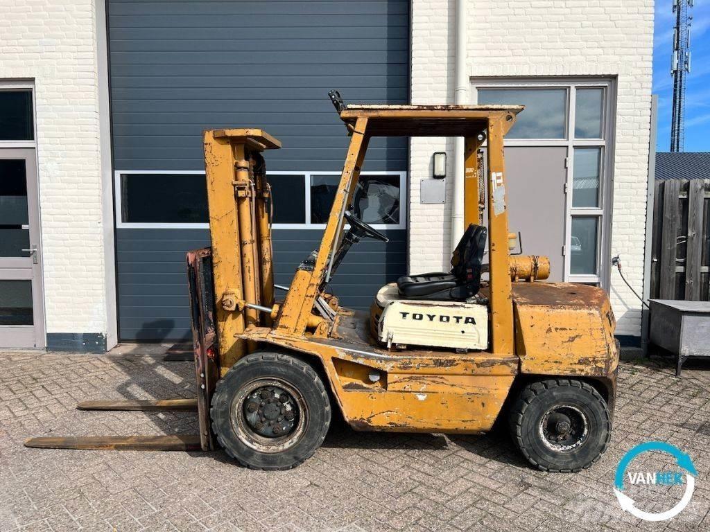 Toyota 3FD30 3FD30 Carrelli elevatori diesel