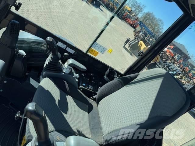 Hitachi ZX 26 U-6 CR Miniescavatori