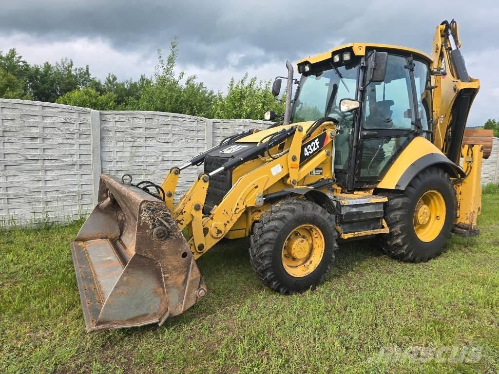 CAT 432 F Terne