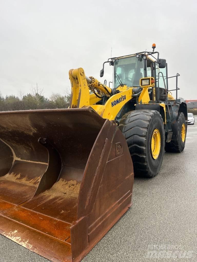 Komatsu WA 500-6 Pale gommate