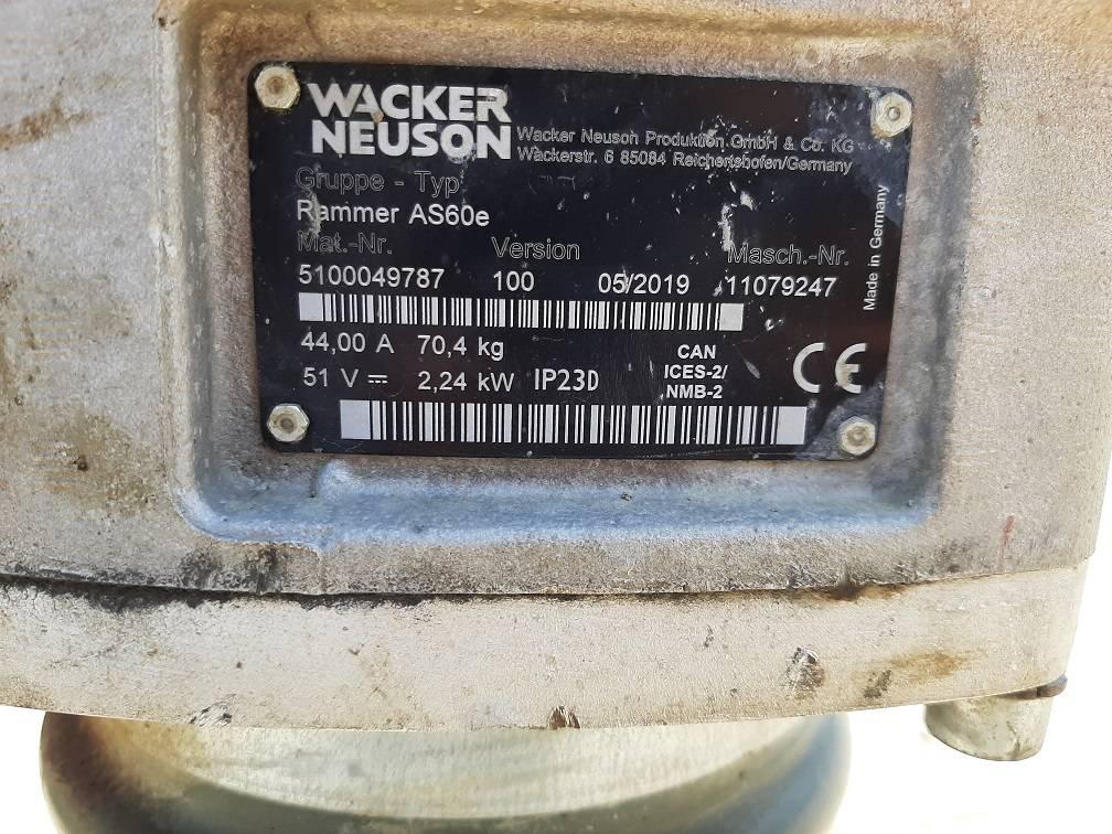 Wacker Neuson AS60e Vibrocostipatore verticale
