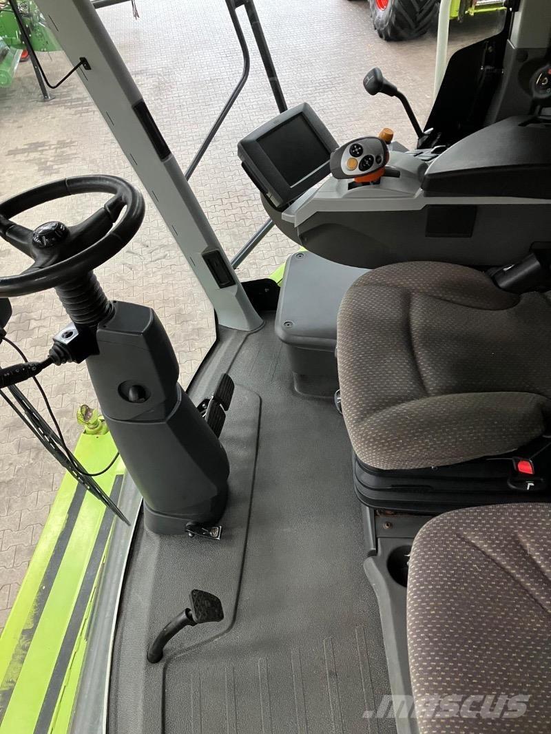 CLAAS Tucano 430 Mietitrebbiatrici