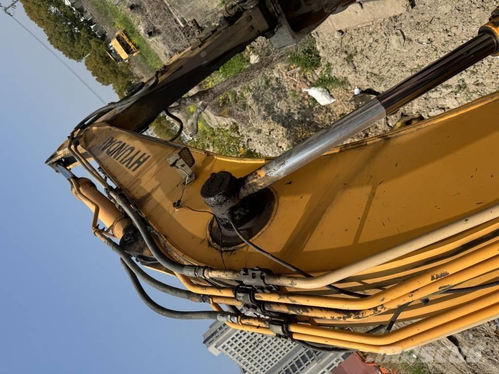 Hyundai R 150 W-9 Escavatori gommati