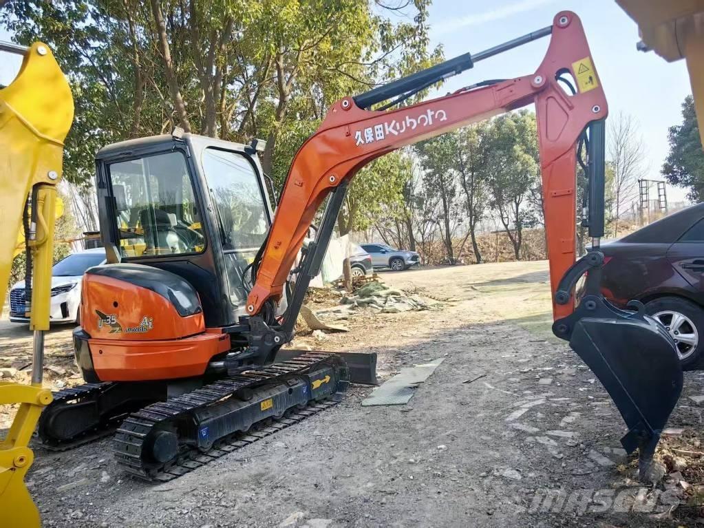 Kubota U 35 Miniescavatori