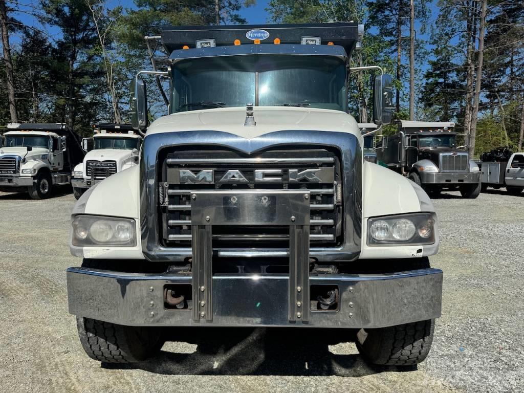 Mack GU713 Camion ribaltabili