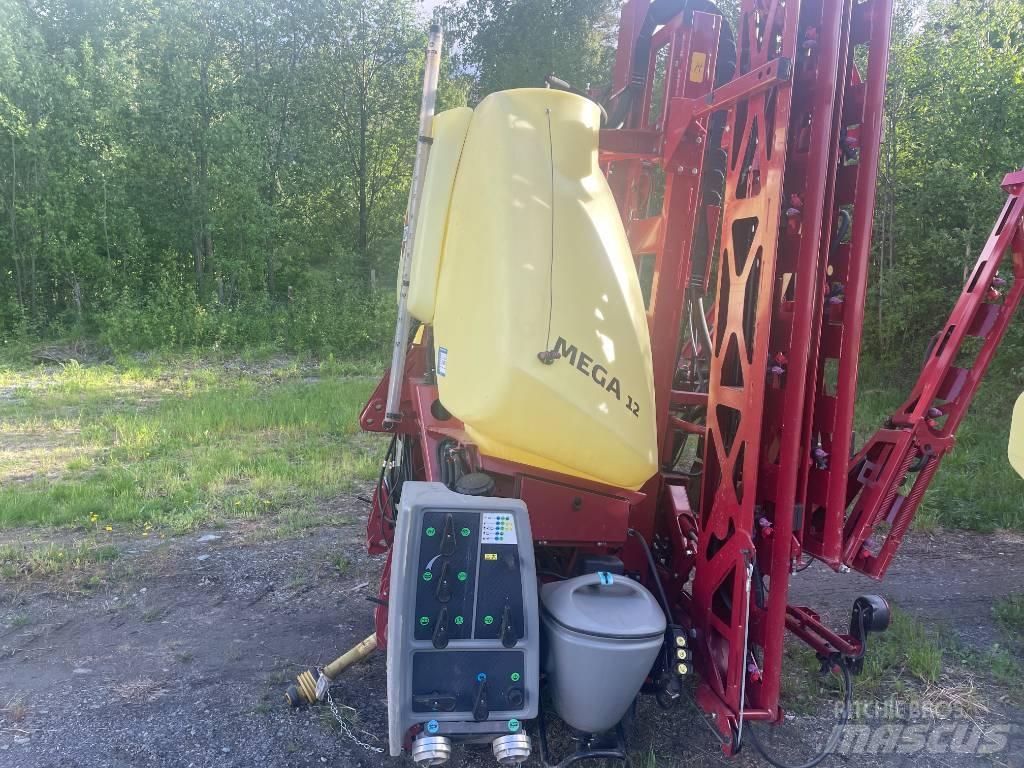 Hardi Mega 12 Irroratori montati