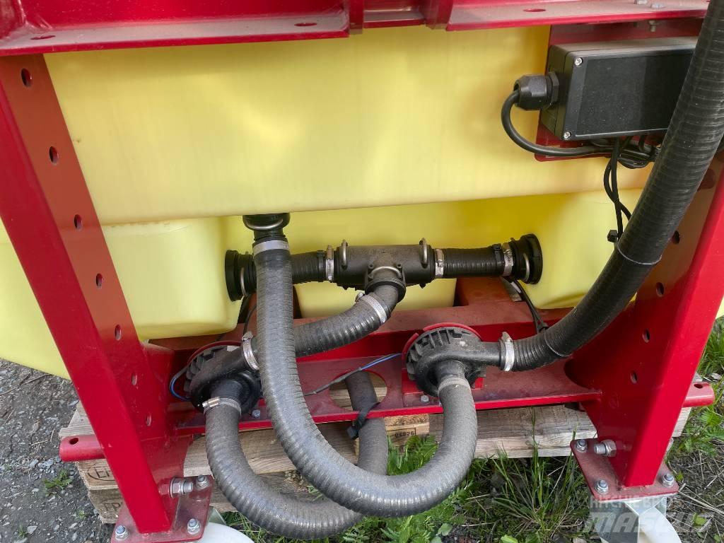 Hardi Mega 12 Irroratori montati