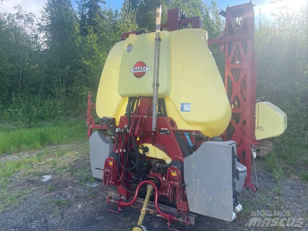 Hardi Mega 12 Irroratori montati