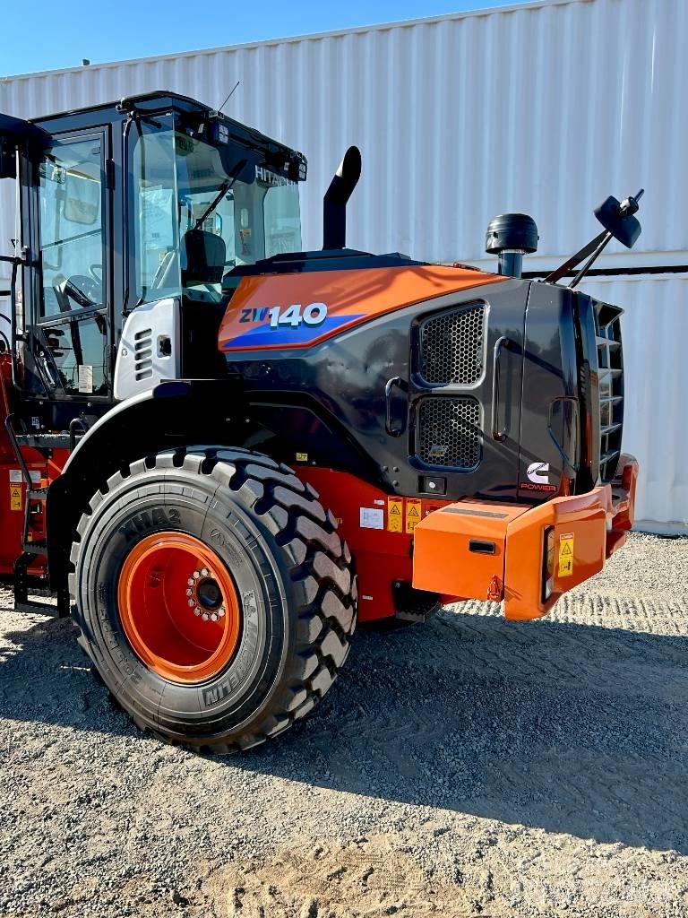 Hitachi ZW140-6 Pale gommate