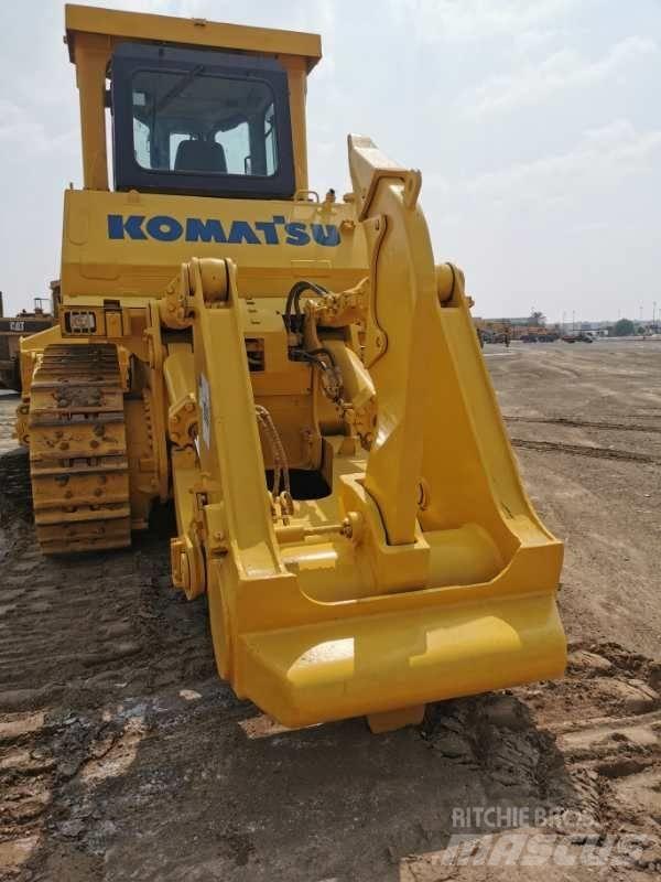 Komatsu d375a Dozer cingolati