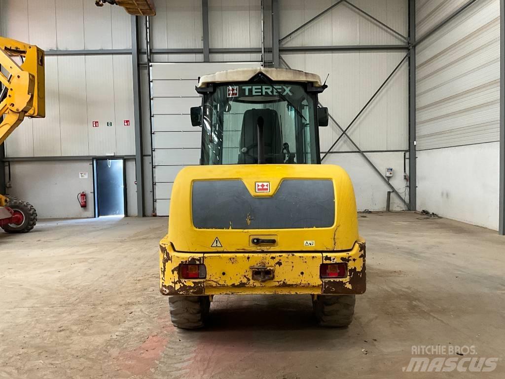 Terex TL 80 Pale gommate