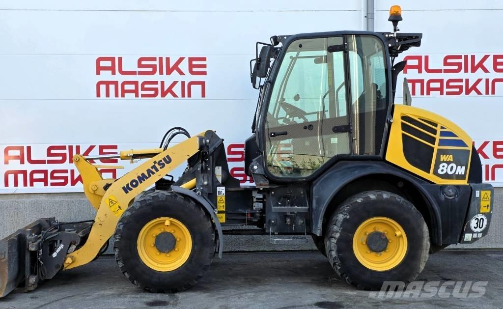 Komatsu WA 80 M Pale gommate